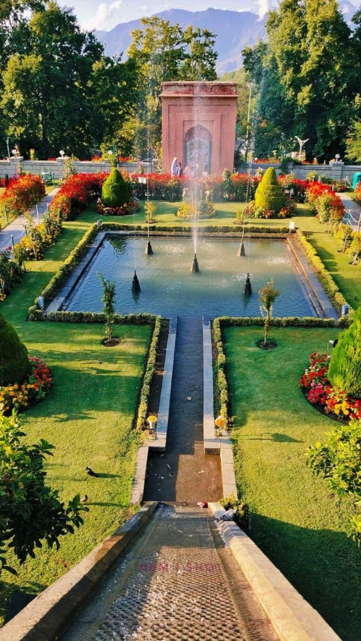2 Days / 1 Night Srinagar Tour Package - Photo 4